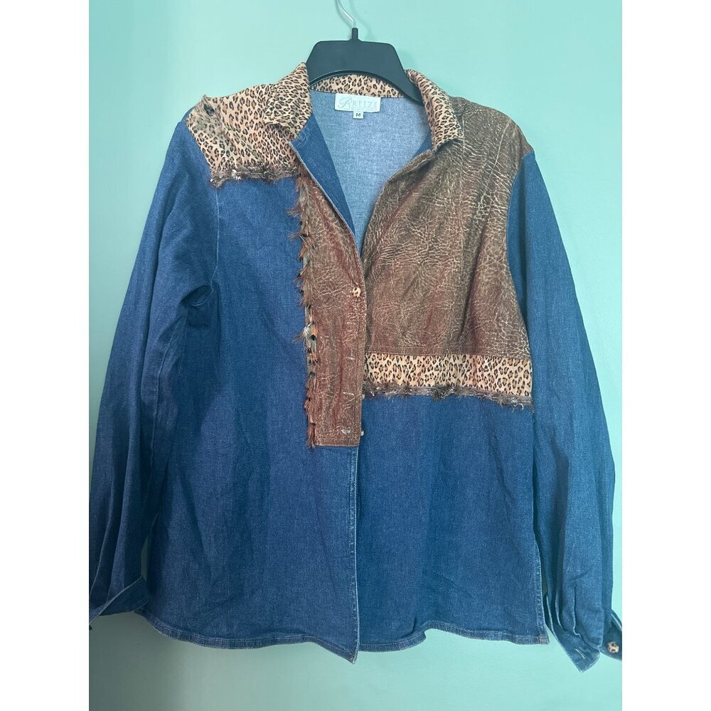 VTG Breeze Women’s M Denim Shirt, Suede Animal Print Patches Boho Grunge Retro